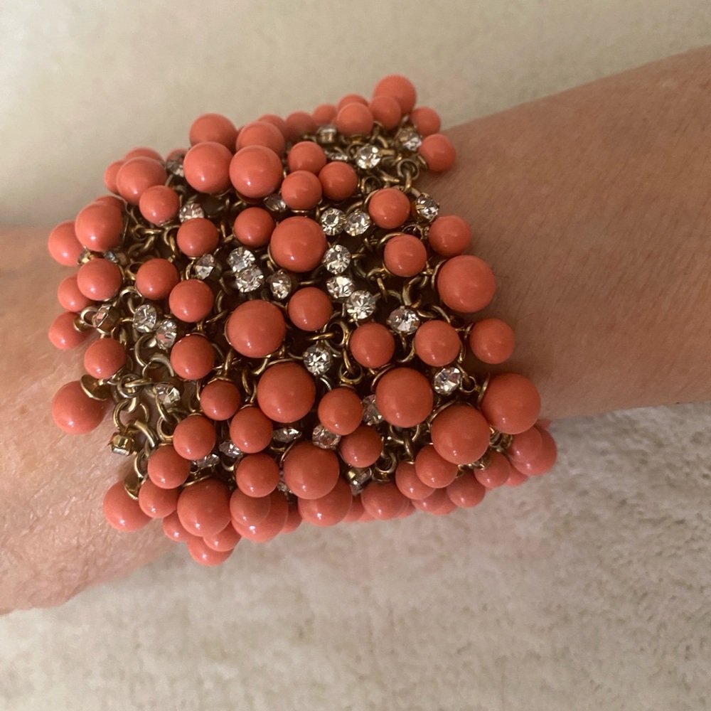 Costume jewelry  Coral Beaded Bracelet with stones